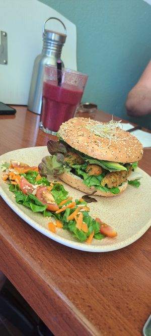  at Neighbours in Tenerife