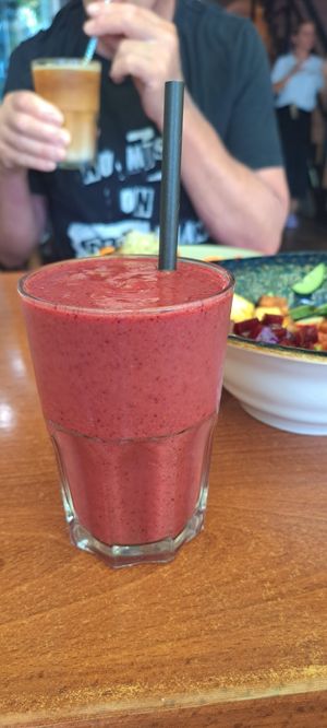  at Neighbours in Tenerife