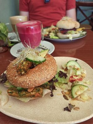 Green Beauty Bagel / Pink Oat Latte at Neighbours in Tenerife