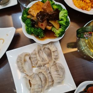 Dumpling-- broccoli tofu at Water Drop Teahouse in Metro Manila
