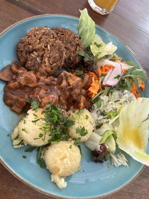 Chops with cauliflower 🍲  at Green Way - Food For Life in Sopot