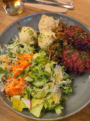 Chopps with beets at Green Way - Food For Life in Sopot