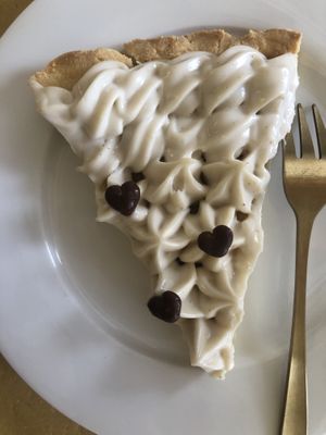 Torta con crema 🔝   at Animo Cucina Naturale in Brescia