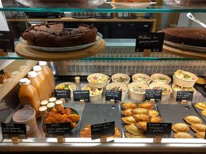 Deli counter at Hopen Source in Lille
