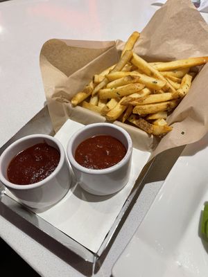 Fries  at Gordon Ramsay Burger in Las Vegas