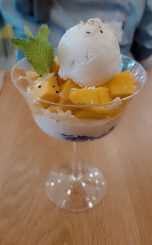 mango delight at Kati Vegan Thai in Kirkland