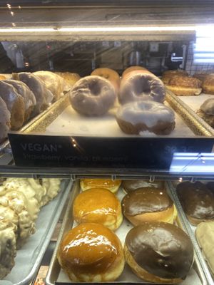 Top Row Vegan (Clearly Labeled) #Veganuary at Rainbow Donuts in Berkeley
