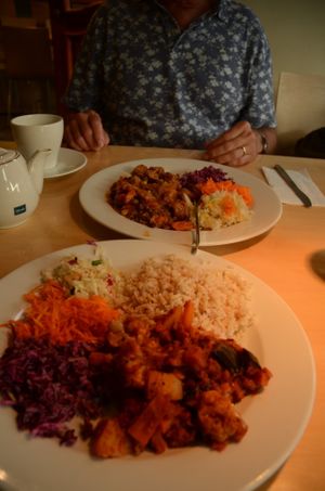 Vegetables in Curry Sauce & Mexican Stew with Tea at Green Way Food For Life in Lodz
