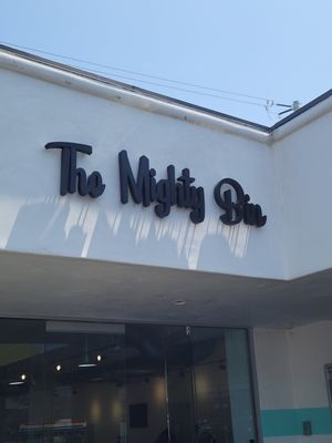Store front at The Mighty Bin in San Diego