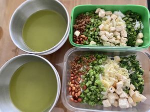 Bring own container to dabao 擂茶  at Wan Yuan 萬緣齋 - Jurong West in West Singapore