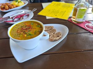 Vegetable curry with roasted bread at Café Winuwuk in Bad Harzburg