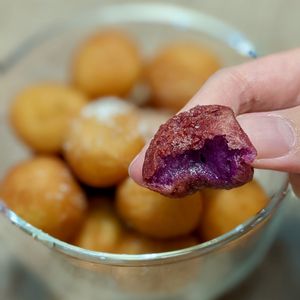 Taiwanese Chewy Purple Sweet Potato Ball at Lotus Café 蓮心食坊 - Hougang in Northeast Singapore