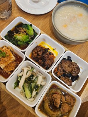 Taiwanese Porridge Set ~ 7/11/23 at Lotus Café 蓮心食坊 - Hougang in Northeast Singapore
