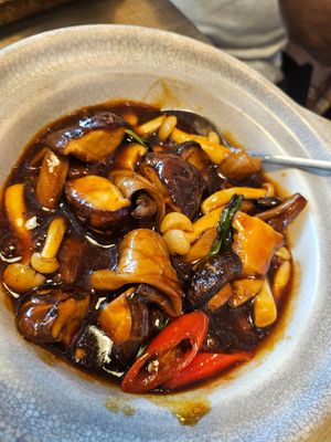 Assorted mushroom ~12/3/24 at Lotus Café 蓮心食坊 - Hougang in Northeast Singapore