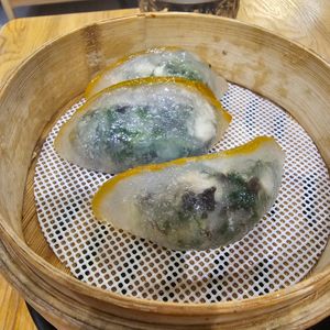 Wild mushroom crystal dumpling at Lotus Café 蓮心食坊 - Hougang in Northeast Singapore