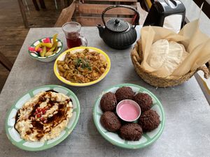 3 plates + bread and a tea  at Talerzyki in Wroclaw