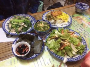 All this beautiful food for 36,000 VND! at Thanh Lieu in Hue