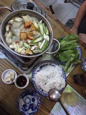 Hotpot 1dec 2017 at Thanh Lieu in Hue