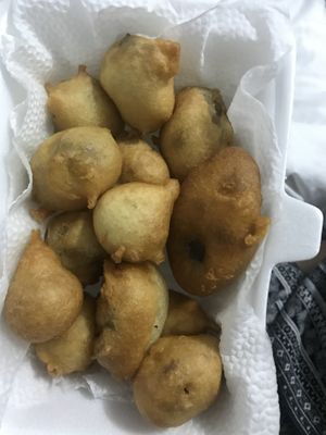 Fried mushrooms takeaway at Thanh Lieu in Hue