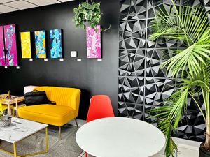Val’s Home Bakery: cute cafe space with Wi-Fi   at Val's Bakery in Dayton