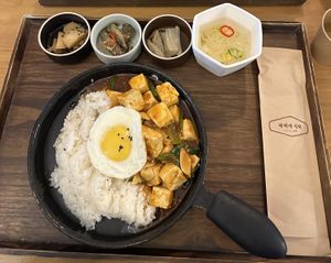   at Cho Jejene Sigtag - 제제네식탁 in Sokcho-si