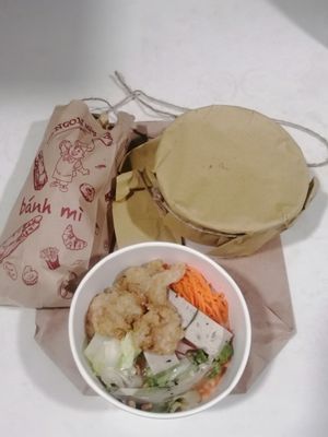 3 dishes, mi Quang unwrapped at Fingerprint Chay in Ho Chi Minh City