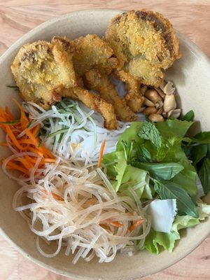 Vermicelli noodle fried mushrooms   at Fingerprint Chay in Ho Chi Minh City