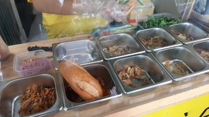 Various options for bánh mì fillings at Fingerprint Chay in Ho Chi Minh City