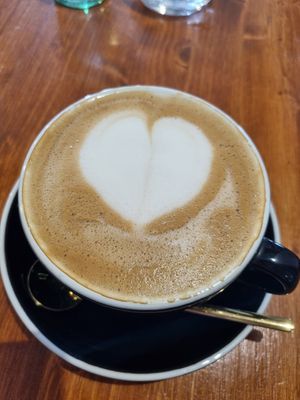 Hafer Cappuccino at Hashtag Café in Trier