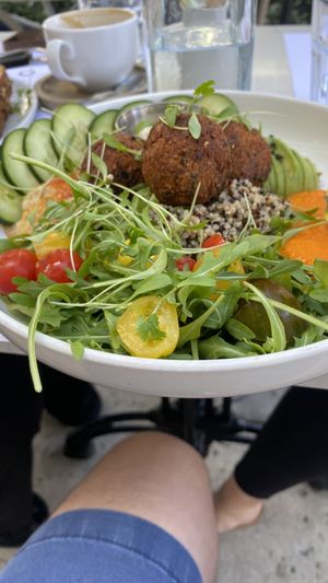 Falafel bowl  at OL'DAYS in Miami