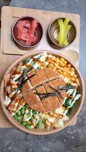 Vegan poke option at Dadawan in Arnhem