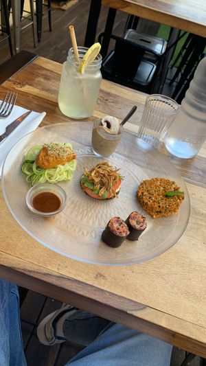   at La Cantine du Cru in Marseille