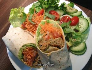 curry wrap at Cafebar Salon in Basel