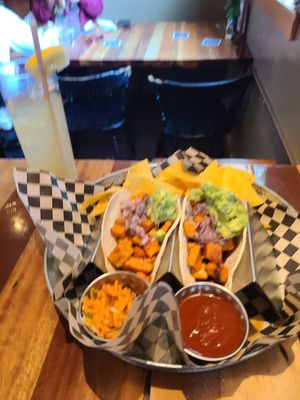 Veggie tacos at 7 Devils Brewing Co in Coos Bay