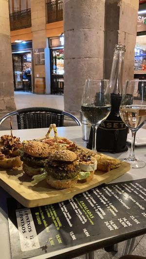 8 pintxos and a bottle of wine 23,99-24,99 (depending on wine)  at Negresco in Bilbao