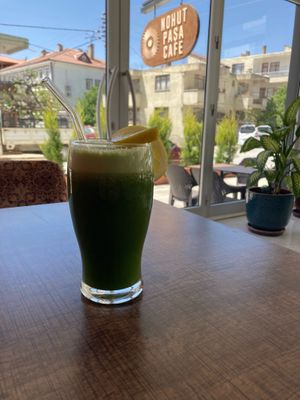 Green Juice
- Chard, Celery, Parsley, Apple, Cucumber, Ginger, Lemon at Nohut Paşa Cafe in Antalya