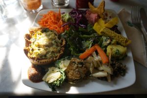 Plate of the day at Cafe Ginger in Paris