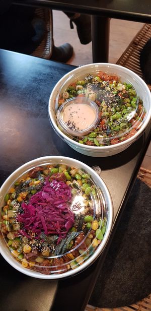 The Vegan Original and the Tempe bowls at Poké Perfect in The Hague