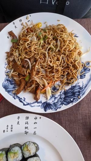 Fried noodles with mock chicken at Sakura in Benalmadena
