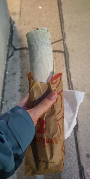 Very long 👍 at Çiğköftem - Gudrunstraße  in Vienna