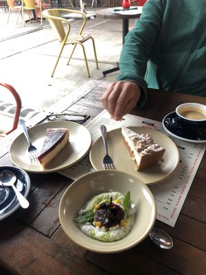 (Taartjes niet vegan)  at Pacific in Amsterdam