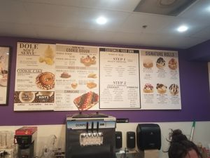 Lots of vegan options at Cinnaholic in Spring