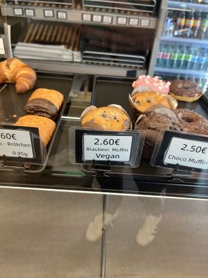   at Linda's Café & Bakery in Frankfurt