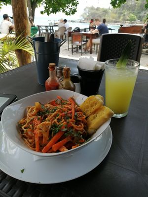 Vegane Pasta at Chico's in Montezuma