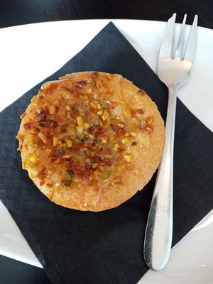 Sponge cake at Kaph in Dublin