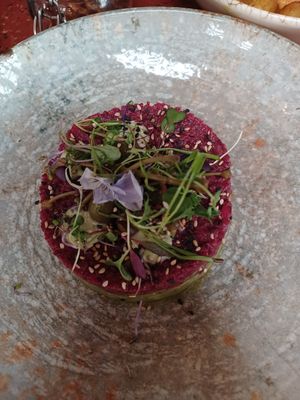 Tartar de remolacha at Greta in Sant Cugat Del Valles