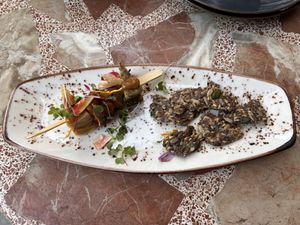 Cheese plate with artisanal crackers   at Greta in Sant Cugat Del Valles