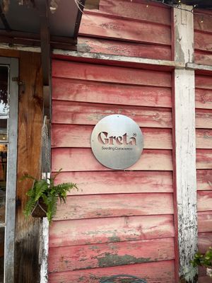 Entrance  at Greta in Sant Cugat Del Valles