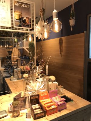 Other end of the counter and way to seating  at Haferkater - Hbf Mainz in Mainz