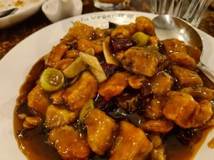 Gong bao King oyster mushrooms with cashew nuts at Tofu Vegan - Golders Green in North West London